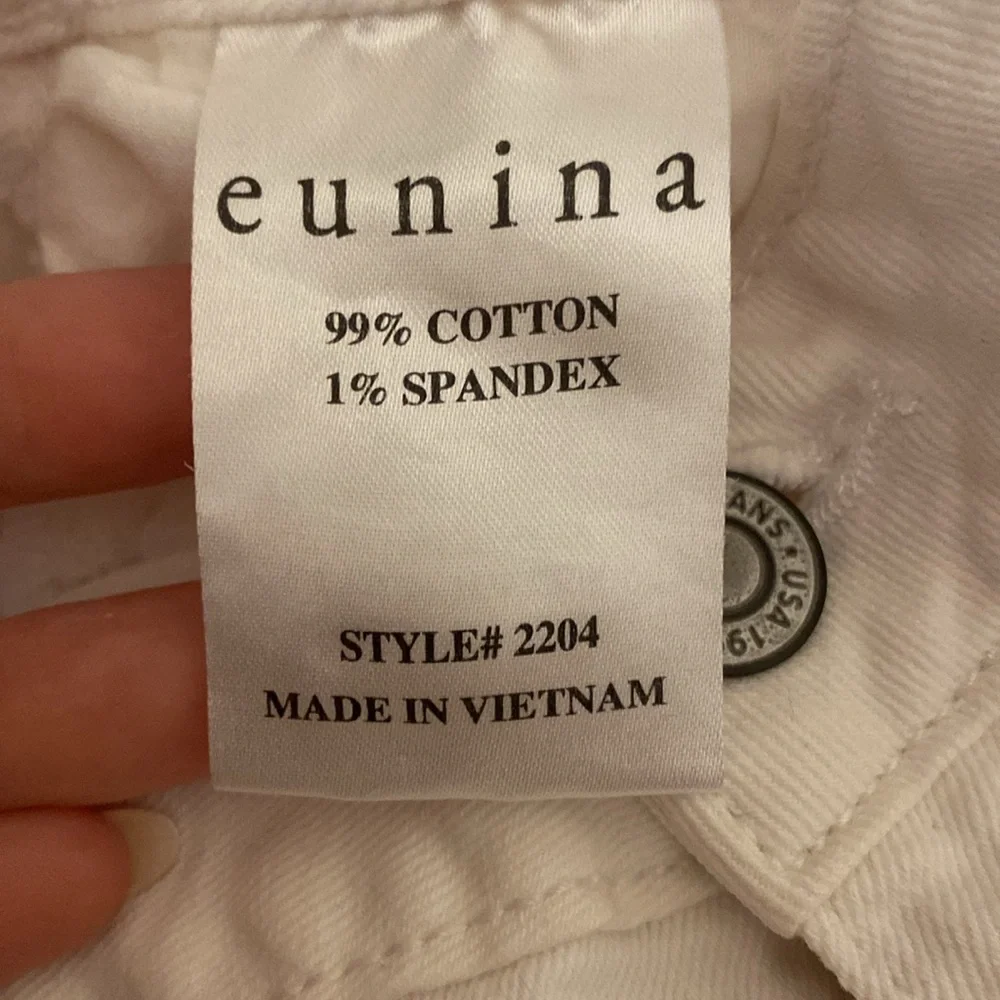 White Jean mini skirt in a size small - Picture 5 of 5